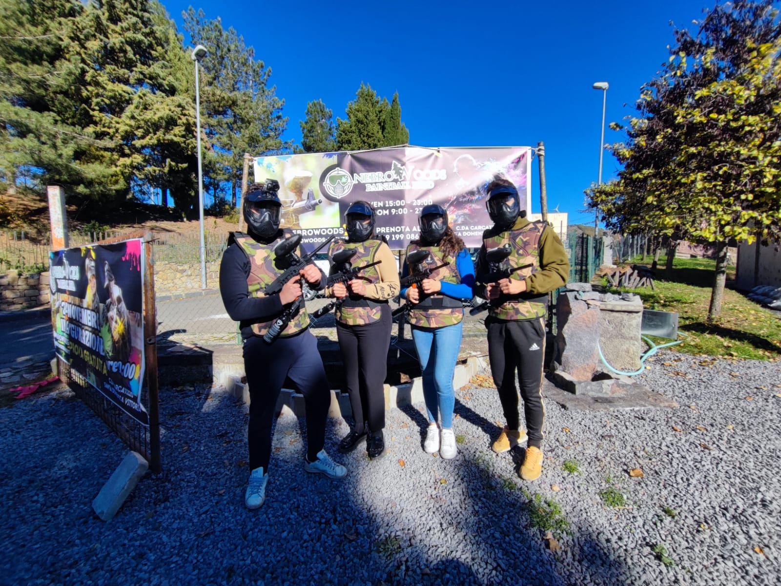 Giocatori adulti al Nebrowoods Paintball Field